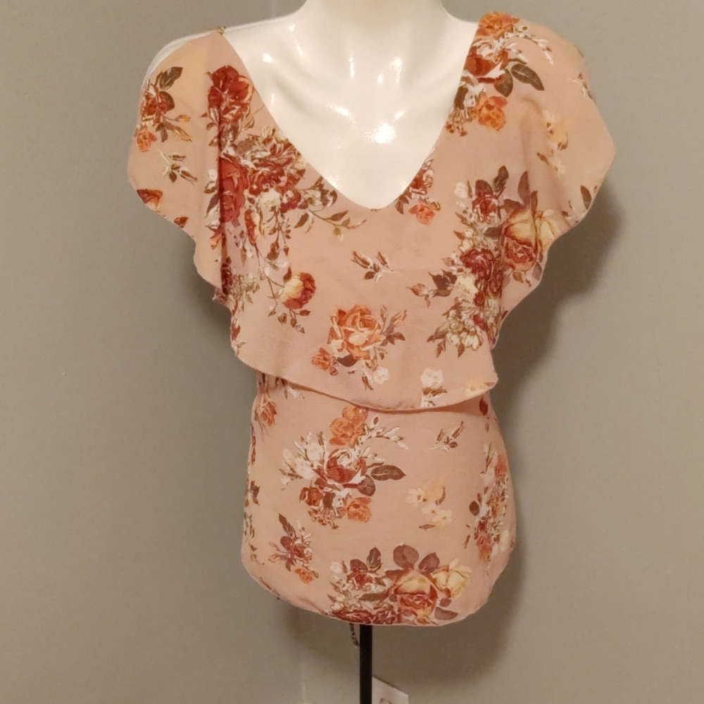Dusty rose flutter sleeve blouse